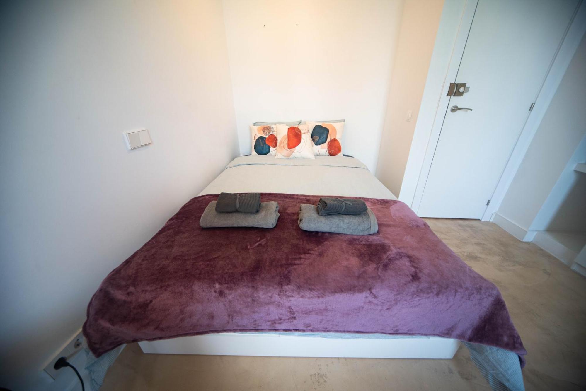 Sagrada Familia Private Rooms Barcelona Bagian luar foto