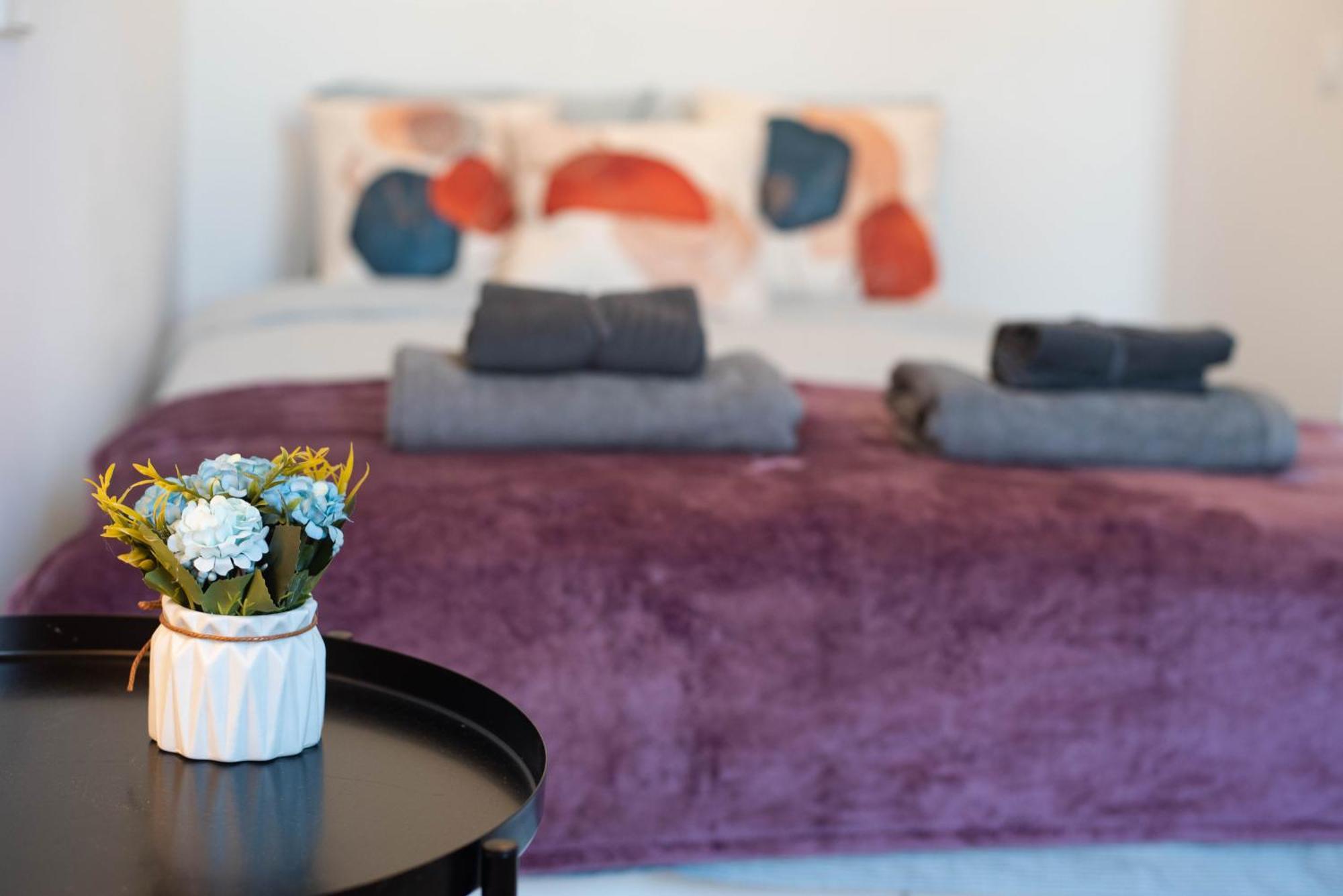 Sagrada Familia Private Rooms Barcelona Bagian luar foto